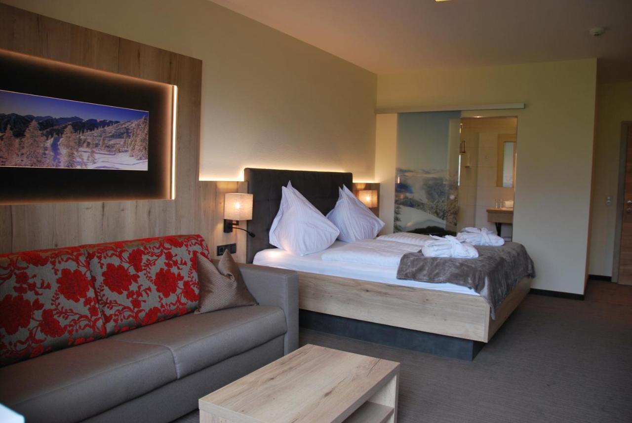 Pariente Hotel 3*